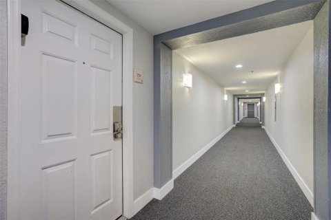 Condominio en venta en Kissimmee, Florida, 1 dormitorio, 45.71 m2 № 1052471 - foto 9