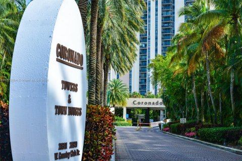 Condominio en venta en Aventura, Florida, 1 dormitorio, 84.82 m2 № 1397703 - foto 27