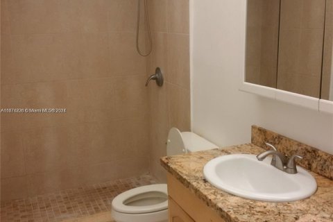 Condominio en alquiler en Lauderhill, Florida, 2 dormitorios, 81.57 m2 № 1397597 - foto 19