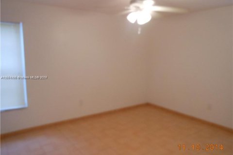 Condominio en alquiler en Lauderhill, Florida, 2 dormitorios, 81.57 m2 № 1397597 - foto 14