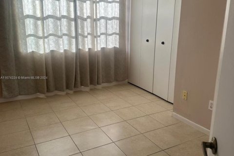 Condominio en alquiler en Homestead, Florida, 2 dormitorios, 86.4 m2 № 1397596 - foto 4