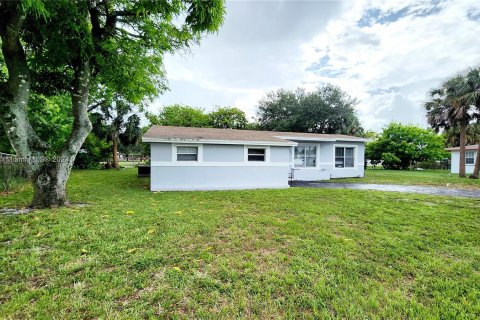 Villa ou maison à vendre à Lauderhill, Floride: 3 chambres, 125.7 m2 № 1269494 - photo 9