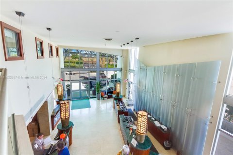 Condo in Sunny Isles Beach, Florida, 1 bedroom  № 1269564 - photo 14