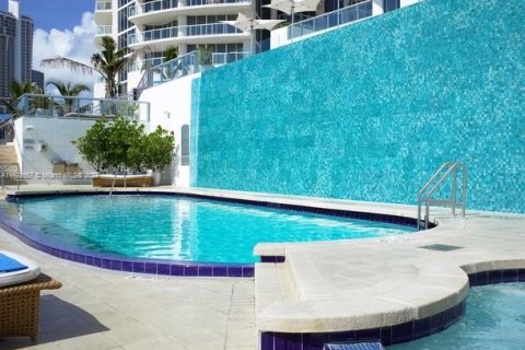 Condo in Sunny Isles Beach, Florida, 1 bedroom  № 1269564 - photo 13