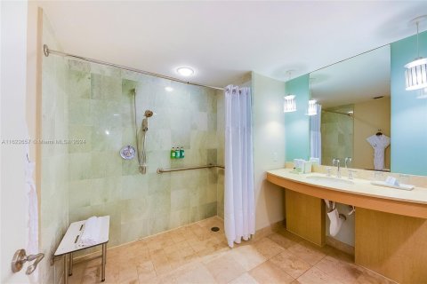 Condo in Sunny Isles Beach, Florida, 1 bedroom  № 1269564 - photo 7