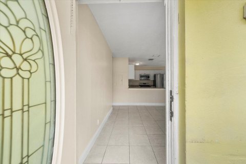 Villa ou maison à vendre à Riviera Beach, Floride: 2 chambres, 71.35 m2 № 1043036 - photo 17