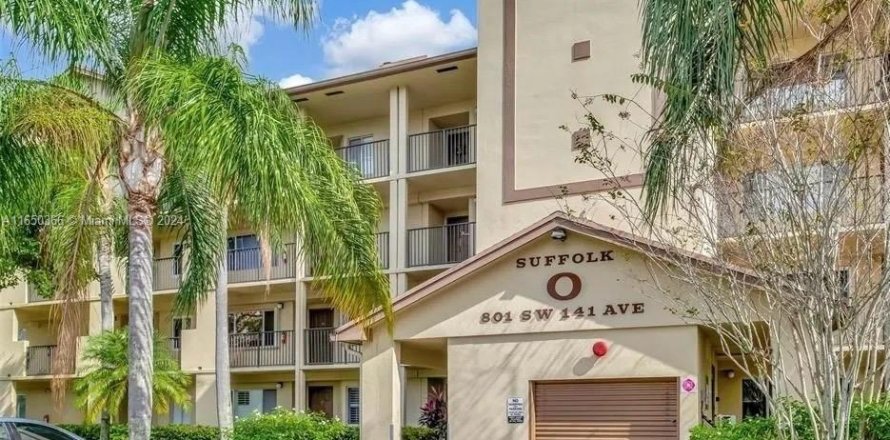 Condo à Pembroke Pines, Floride, 2 chambres  № 1332377