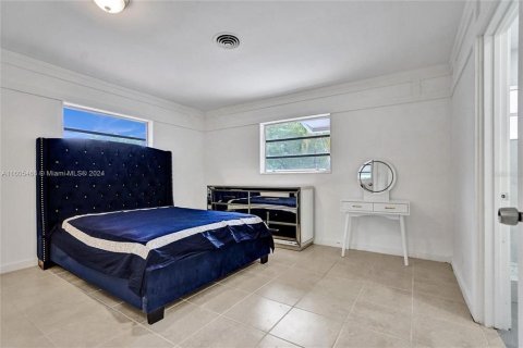 Dúplex en venta en Wilton Manors, Florida, 4 dormitorios, 291.34 m2 № 1264202 - foto 22