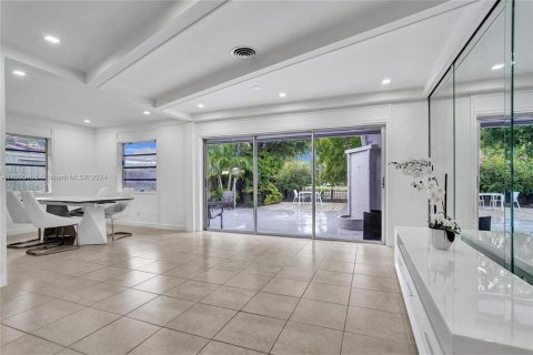 Duplex à vendre à Wilton Manors, Floride: 4 chambres, 291.34 m2 № 1264202 - photo 3