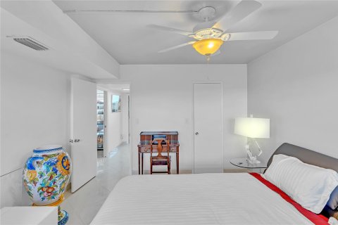 Copropriété à vendre à Pompano Beach, Floride: 3 chambres, 158.86 m2 № 1040936 - photo 12