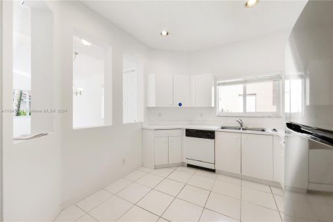 Casa en venta en Pembroke Pines, Florida, 3 dormitorios, 120.03 m2 № 1331088 - foto 8