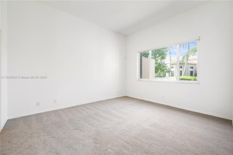 Casa en venta en Pembroke Pines, Florida, 3 dormitorios, 120.03 m2 № 1331088 - foto 17