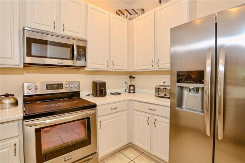 Condo in Davenport, Florida, 3 bedrooms  № 1300909 - photo 11