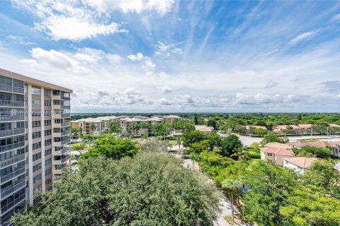 Condo in Coral Springs, Florida, 2 bedrooms  № 1396230 - photo 27