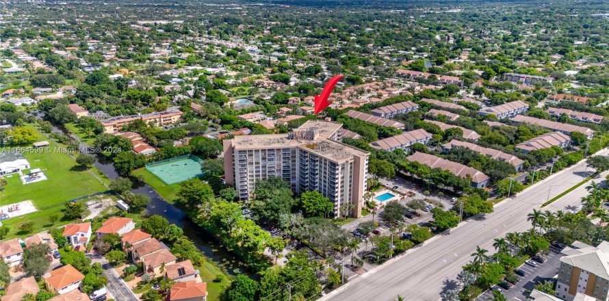 Condo in Coral Springs, Florida, 2 bedrooms  № 1396230