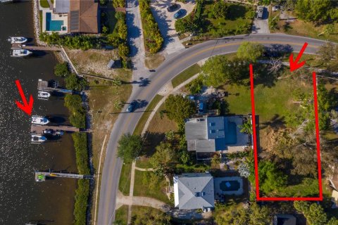 Terreno en venta en Tarpon Springs, Florida № 1346534 - foto 12