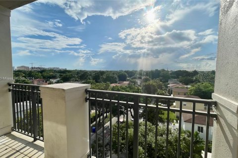 Condo in Miami, Florida, 2 bedrooms  № 1390004 - photo 4