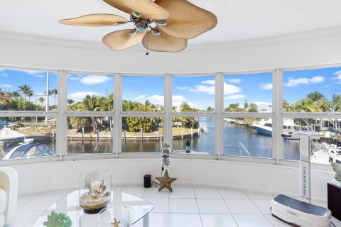 Condo in Fort Lauderdale, Florida, 2 bedrooms  № 1035976 - photo 23