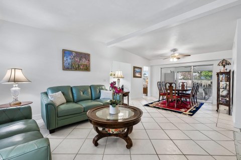 Villa ou maison à vendre à West Palm Beach, Floride: 4 chambres, 164.81 m2 № 1036100 - photo 7