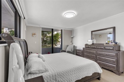 Copropriété à vendre à Miami Beach, Floride: 2 chambres, 105.63 m2 № 1377537 - photo 16