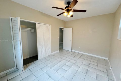 Copropriété à vendre à Miami Beach, Floride: 1 chambre, 54.44 m2 № 1377581 - photo 13