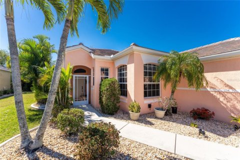 Villa ou maison à vendre à Punta Gorda, Floride: 3 chambres, 154.22 m2 № 1025705 - photo 7