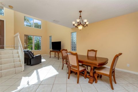 Casa en venta en Weston, Florida, 4 dormitorios, 194.26 m2 № 1075549 - foto 10