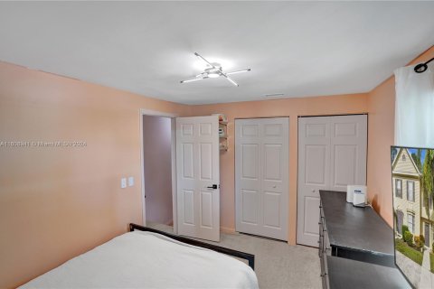 Townhouse in Wellington, Florida 2 bedrooms, 82.96 sq.m. № 1241838 - photo 23