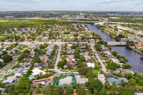 Casa en venta en Wilton Manors, Florida, 4 dormitorios, 179.39 m2 № 1333352 - foto 30