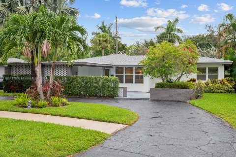 Casa en venta en Wilton Manors, Florida, 4 dormitorios, 179.39 m2 № 1333352 - foto 1