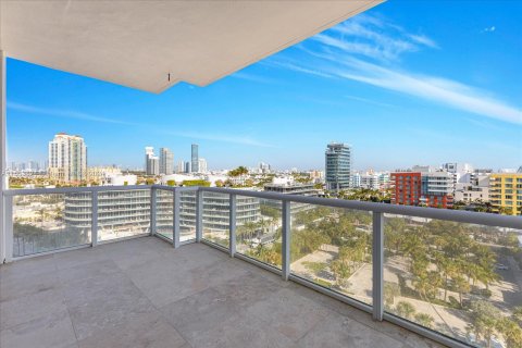 Copropriété à vendre à Miami Beach, Floride: 2 chambres, 134.06 m2 № 1074437 - photo 23