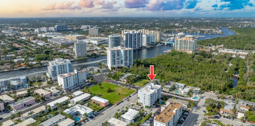 Condo in Fort Lauderdale, Florida, 1 bedroom  № 1022136