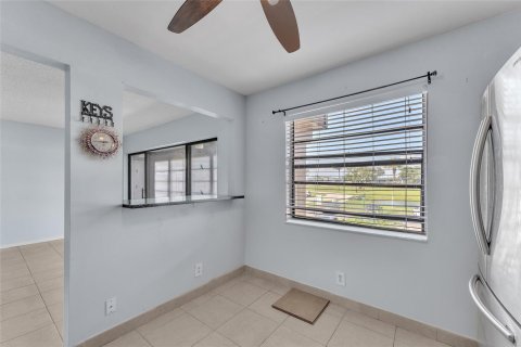 Condominio en venta en Delray Beach, Florida, 1 dormitorio, 73.86 m2 № 1070462 - foto 23