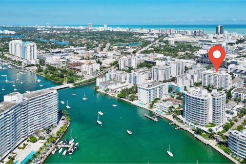 Copropriété à vendre à Miami Beach, Floride: 2 chambres, 80.82 m2 № 1161209 - photo 24