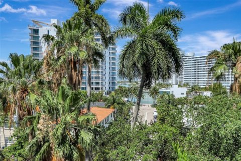 Copropriété à vendre à Miami Beach, Floride: 2 chambres, 80.82 m2 № 1161209 - photo 2