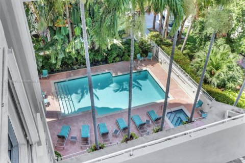 Copropriété à vendre à Miami Beach, Floride: 2 chambres, 80.82 m2 № 1161209 - photo 4