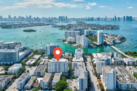 Copropriété à vendre à Miami Beach, Floride: 2 chambres, 80.82 m2 № 1161209 - photo 22