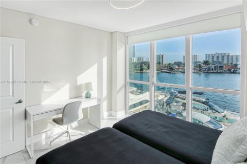 Condo in Sunny Isles Beach, Florida, 3 bedrooms  № 1269251 - photo 18