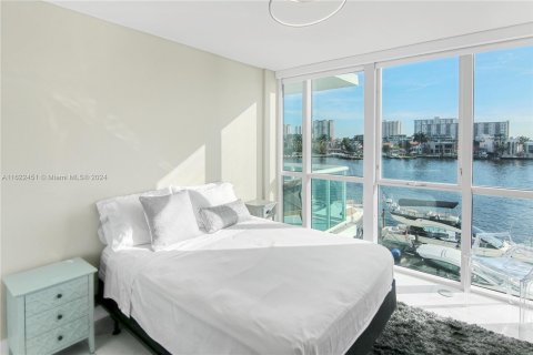 Condo in Sunny Isles Beach, Florida, 3 bedrooms  № 1269251 - photo 15