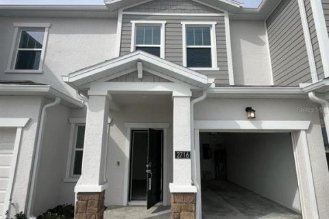 Adosado en venta en Davenport, Florida, 3 dormitorios, 156.91 m2 № 1032963 - foto 1