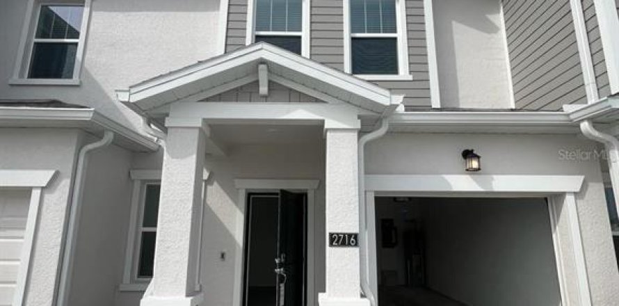 Townhouse in Davenport, Florida 3 bedrooms, 156.91 sq.m. № 1032963