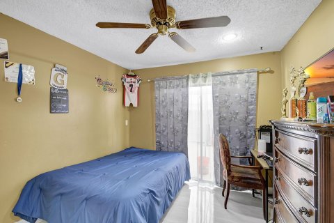 Touwnhouse à vendre à Boynton Beach, Floride: 3 chambres, 125.42 m2 № 1096504 - photo 12