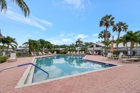 Touwnhouse à vendre à Boynton Beach, Floride: 3 chambres, 125.42 m2 № 1096504 - photo 4