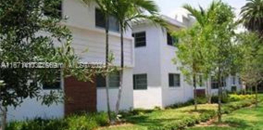 Condo in Miami Beach, Florida, 1 bedroom  № 1402684