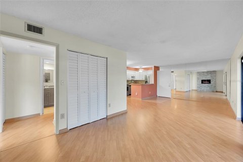 Condominio en venta en Tamarac, Florida, 1 dormitorio, 76.83 m2 № 1212060 - foto 22