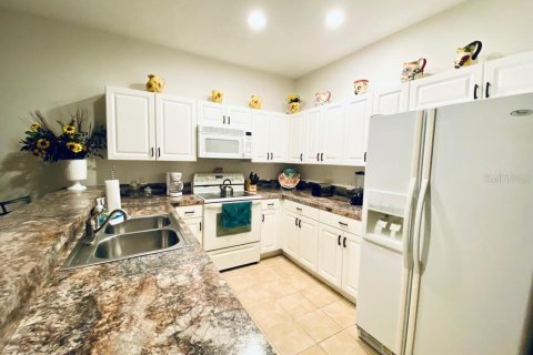 Condominio en venta en Kissimmee, Florida, 3 dormitorios, 153.29 m2 № 1032624 - foto 3