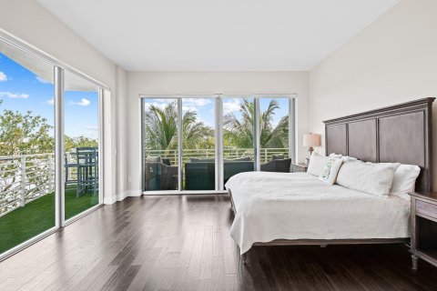 Condo in Fort Lauderdale, Florida, 3 bedrooms  № 1065556 - photo 21