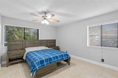 Villa ou maison à vendre à Margate, Floride: 5 chambres, 158.58 m2 № 1047991 - photo 13
