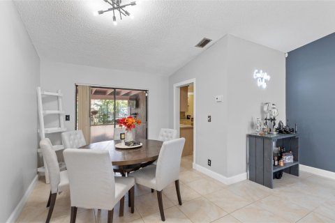Villa ou maison à vendre à Margate, Floride: 5 chambres, 158.58 m2 № 1047991 - photo 23