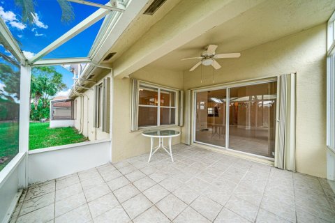 Townhouse in Delray Beach, Florida 3 bedrooms, 133.5 sq.m. № 1065658 - photo 12